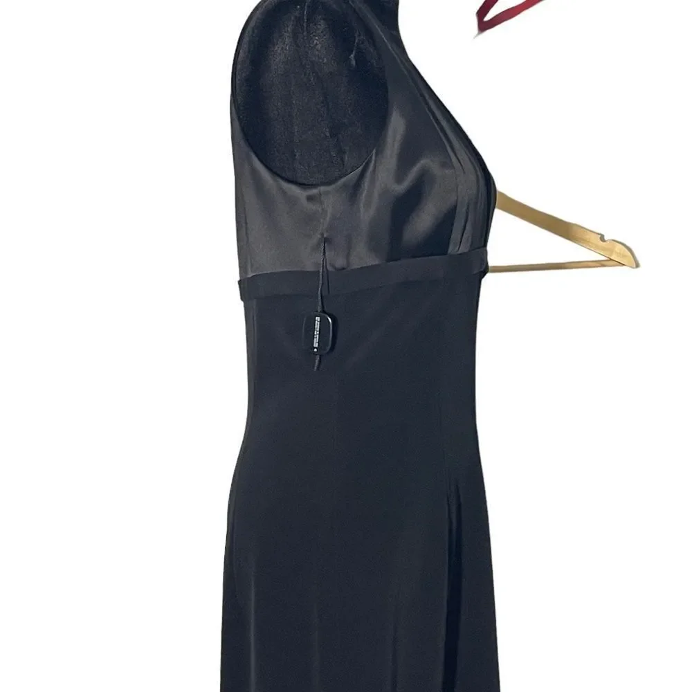 Tahari Vintage Black Low V-Neck Gown Size 6 - Picture 6 of 15